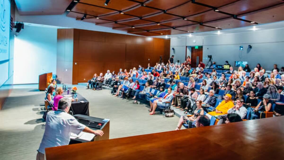 11th San Diego Hardware Meetup @ UCSD | Nearshoring for SD Startup Week