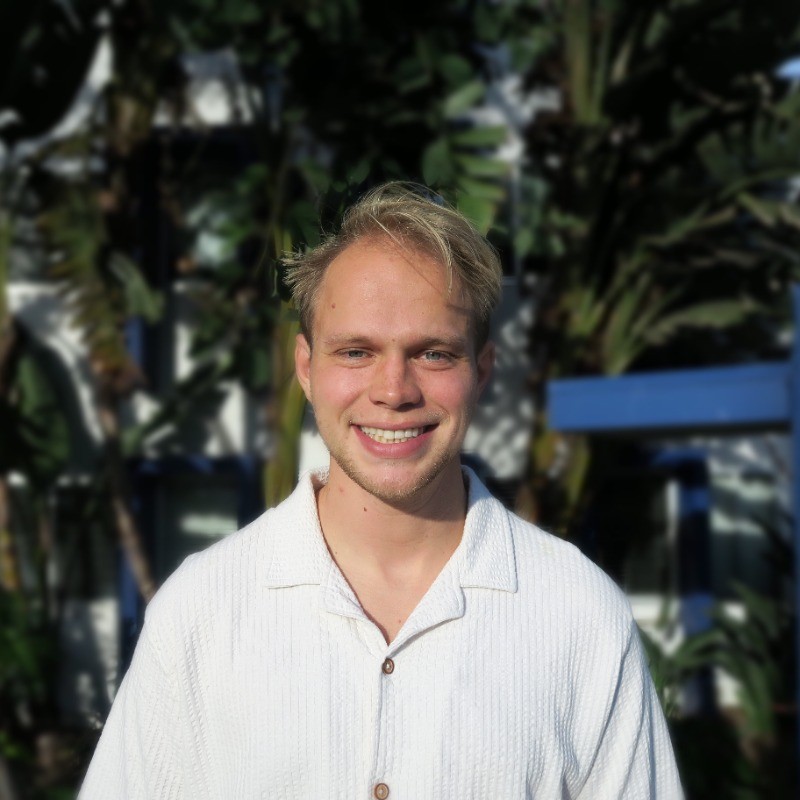 Andrew Barrows