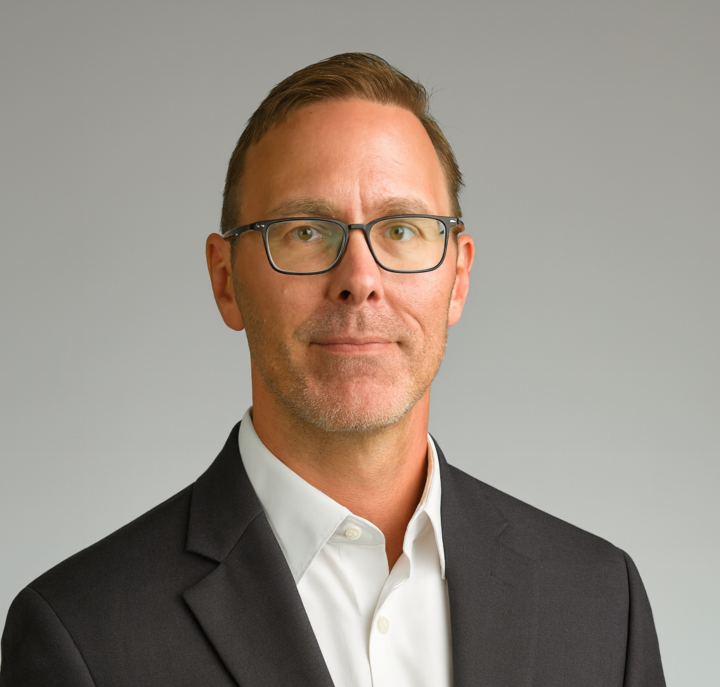 Tom Holz
