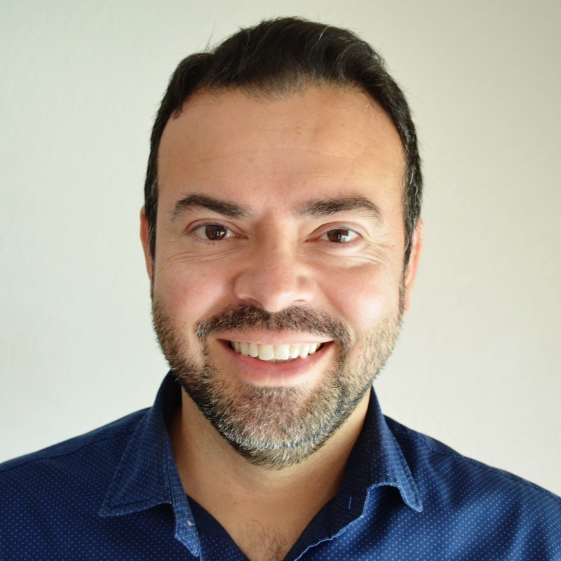 Arnoldo De La Fuente