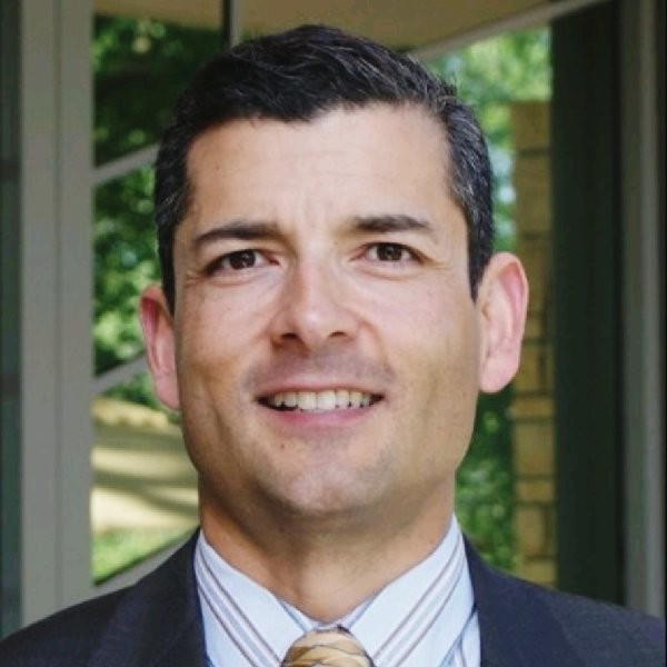 Gil Alvarado