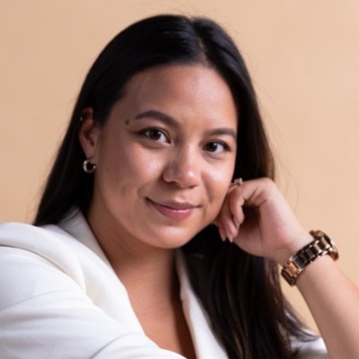 Leah de Leon
